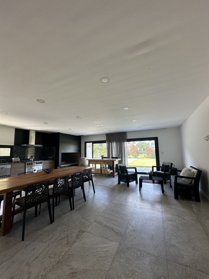 CASA EN VENTA RUMENCO 