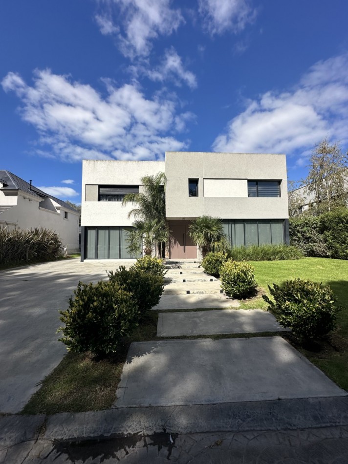 CASA EN VENTA RUMENCO 
